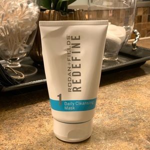 R+F Redefine step 1 Daily Cleansing Mask